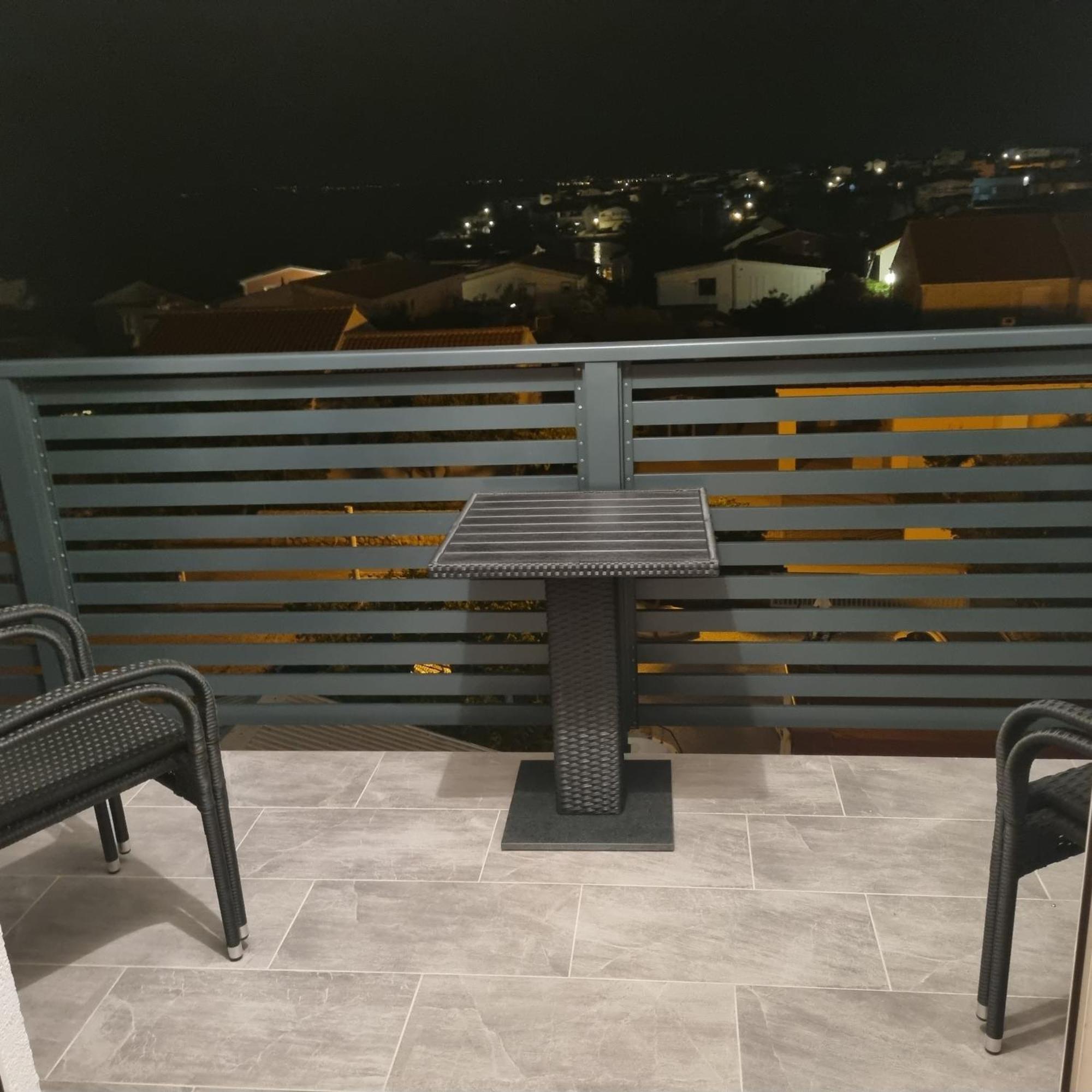 Apartments Nada Vir Exterior photo