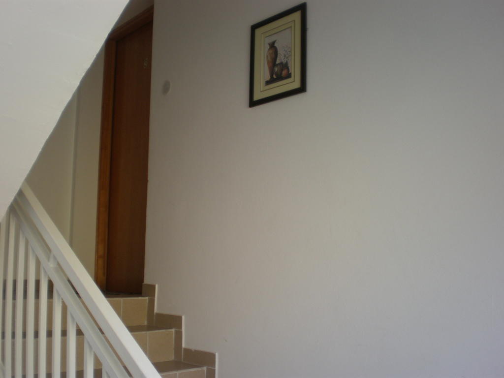 Apartments Nada Vir Exterior photo